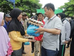 Rudi Gerak Cepat Turun Bantu Korban Kebakaran Pulau Buluh