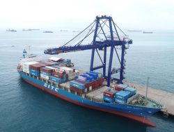Triwulan I 2024, Volume Peti Kemas Terminal Batu Ampar Meningkat 10 Persen