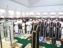 HM Rudi Jalankan Shalat Idul Adha 1445 H Ditengah Warga Batuaji Batam