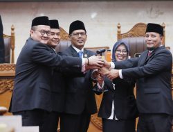 Kamaludin Disahkan Jadi Ketua DPRD Kota Batam Periode 2024-2029