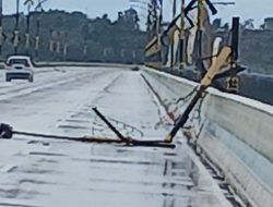 Gedung Bappeda Hingga Tiang PJU Dompak Diterjang Puting Beliung