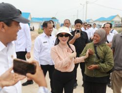 Li Claudia dan Menteri KKP Tinjau Calon KNMP, Dongkrak Pendapatan Nelayan Rempang