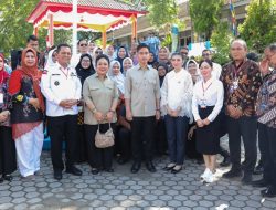 Li Claudia Dampingi Wapres Gibran Tinjau MBG di Batam