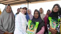 Li Claudia Chandra Salurkan Bantuan dan Sumbangan Pembangunan di Rempang Eco City (4)