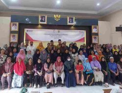 Walikota Tanjungpinang Serahkan Kartu Keluarga Sejahtera untuk 1.463 Kepala Keluarga