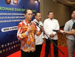 Pusat dan Daerah Harmonisasi Kewenangan