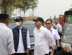 Kepala BP Batam Tertibkan Chassis Kontainer di Bahu Jalan Batu Ampar