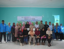 Umrah Mendapatkan Hibah Kemendikti-saintek Berdayakan Masyarakat Pesisir untuk Pengolahan Biji Mangrove