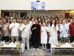 Hadiri Perayaan Natal Bersama, Amsakar Ajak Pegawai Bangun Energi Kolektif