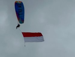 Paramotor dan Jet Tempur Jadikan Langit Batamcenter Panggung Solidarity AirShow