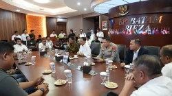 Amsakar Achmad Driver Online Jadi Corong Pariwisata Batam (1) Amsakar Achmad Driver Online Jadi Corong Pariwisata Batam (1)