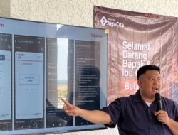 Telkomsel Hadirkan Program Terpujilah GURU di Batam, Bantu Kompetensi Digital 40 Pendidik Paham AI